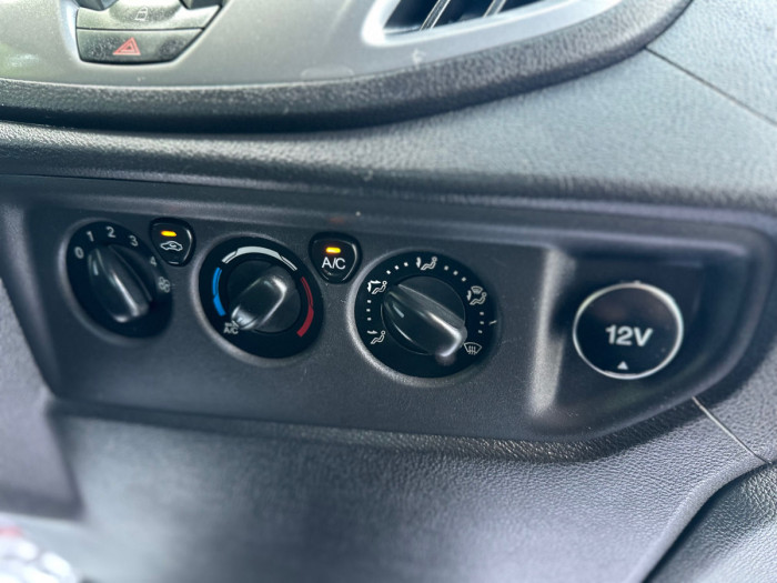 Ford Transit Bricika cu TVA an. 2015 photo 15