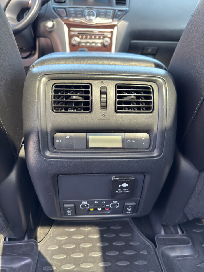 Nissan Pathfinder an. 2013 photo 10