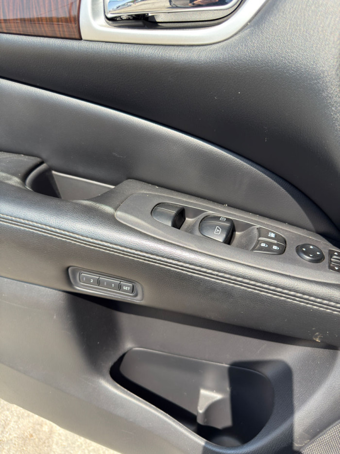 Nissan Pathfinder an. 2013 photo 6