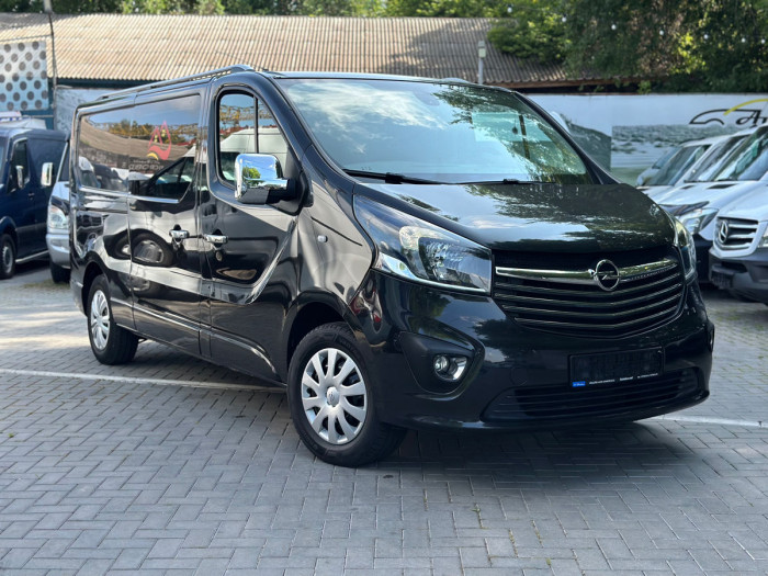 Opel Vivaro cu TVA an. 2016 photo