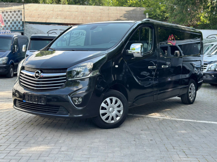 Opel Vivaro cu TVA an. 2016 photo 3
