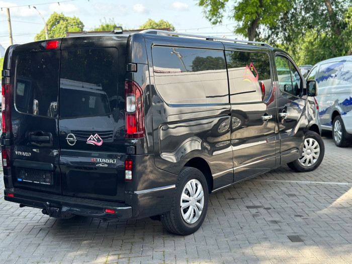 Opel Vivaro cu TVA an. 2016 photo 4