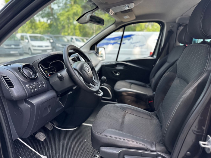 Opel Vivaro cu TVA an. 2016 photo 6