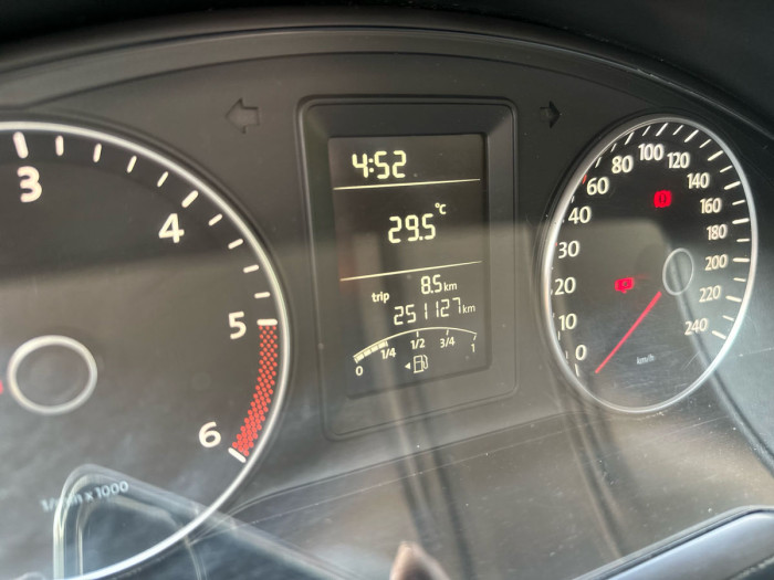 Volkswagen Transporte T-5+ 140 cai an. 2011 photo 12