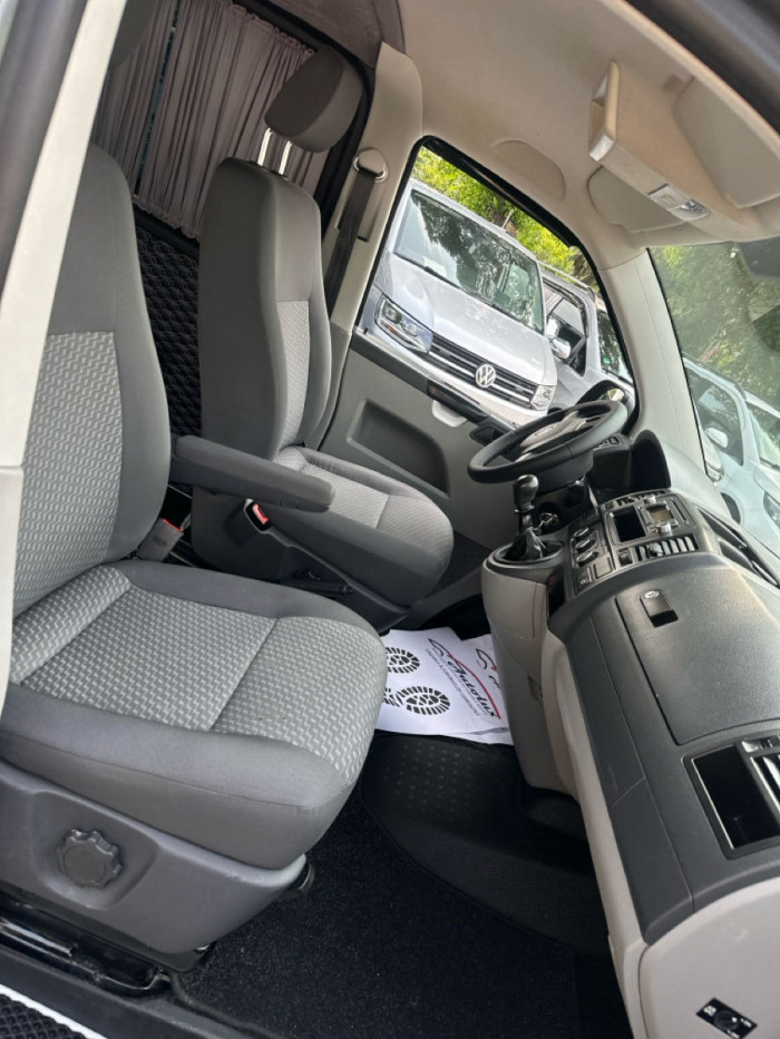Volkswagen Transporte T-5+ 140 cai an. 2011 photo 6