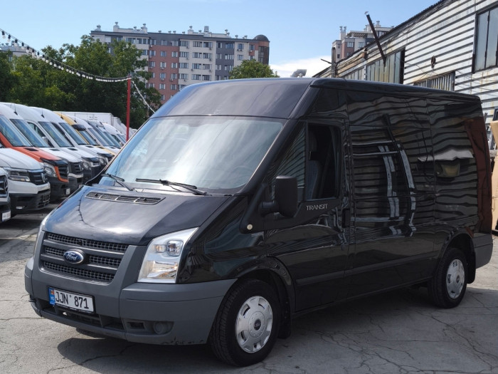 Ford Transit  an. 2012 photo