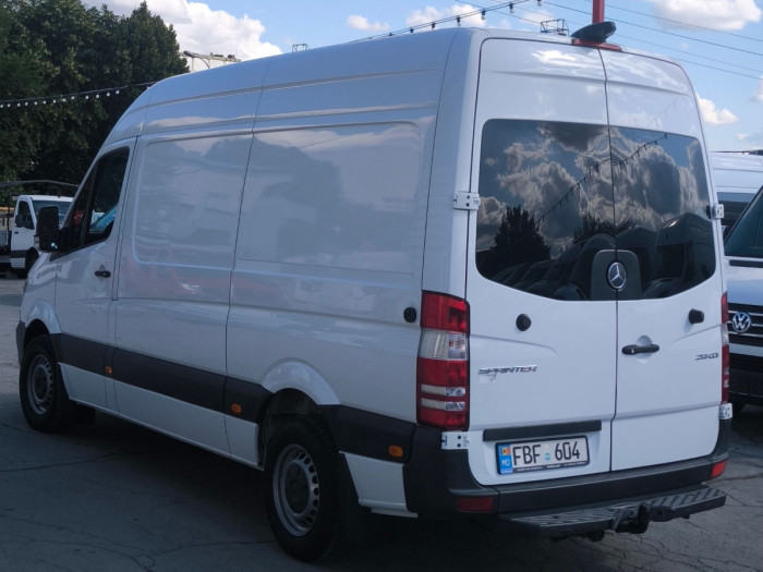Mercedes Sprinter  an. 2014 photo 3