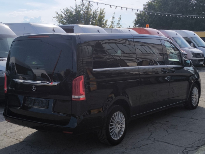 Mercedes V-Class an. 2018 photo 9