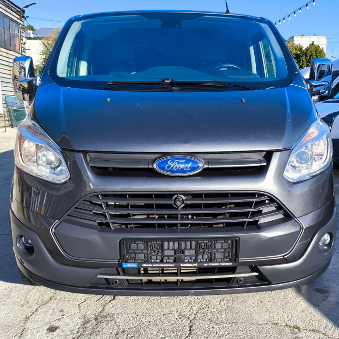 Ford Custum  an. 2016 photo 9