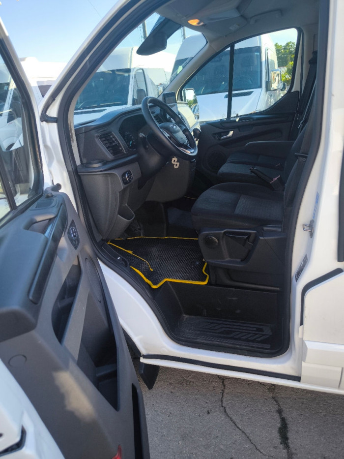 Ford Custum  an. 2018 photo 9
