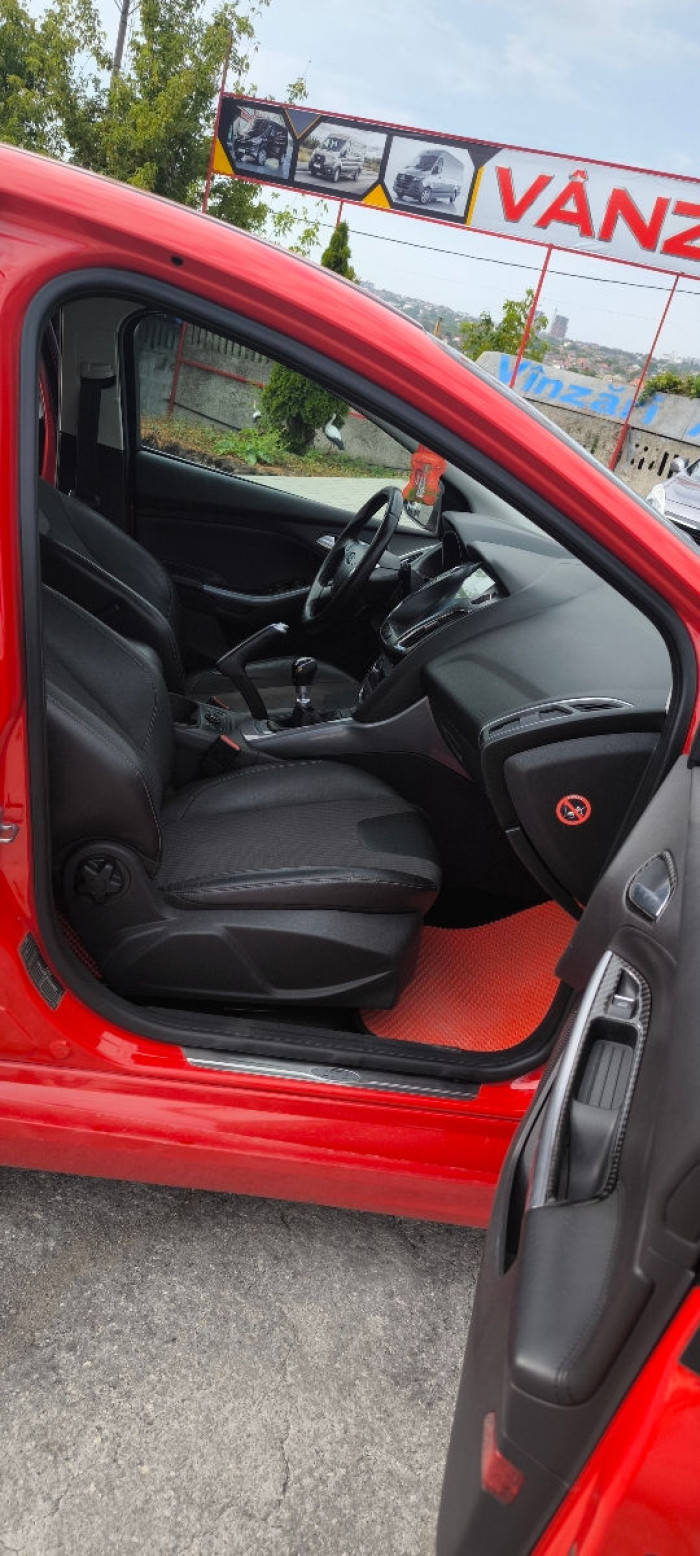 Ford Focus an. 2012 photo 8