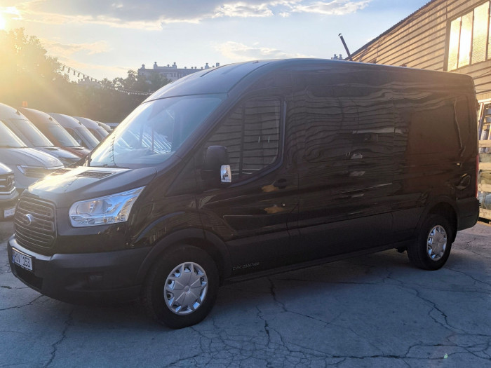 Ford Transit  an. 2017 photo