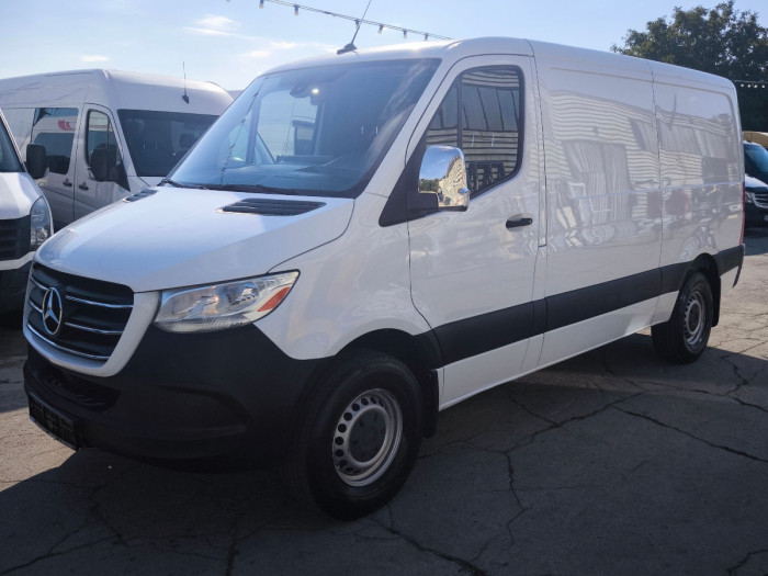 Mercedes Sprinter  an. 2019 photo 1