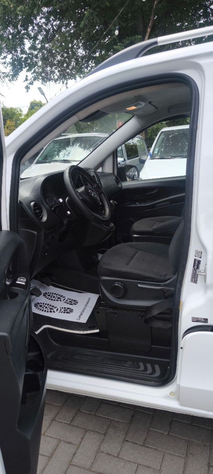 Mercedes Vito  an. 2016 photo 8