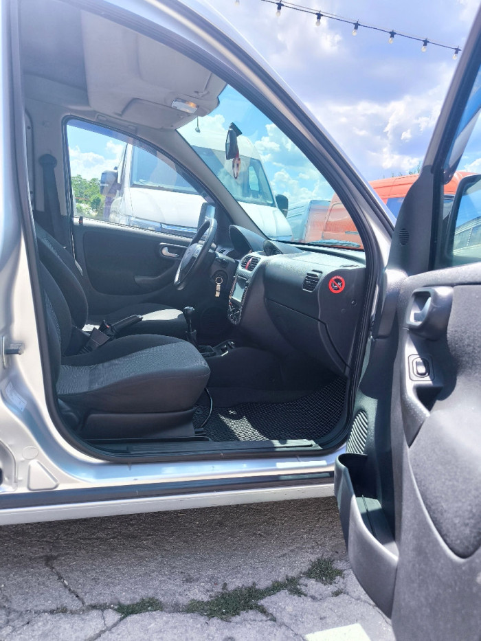 Opel Combo an. 2007 photo 9
