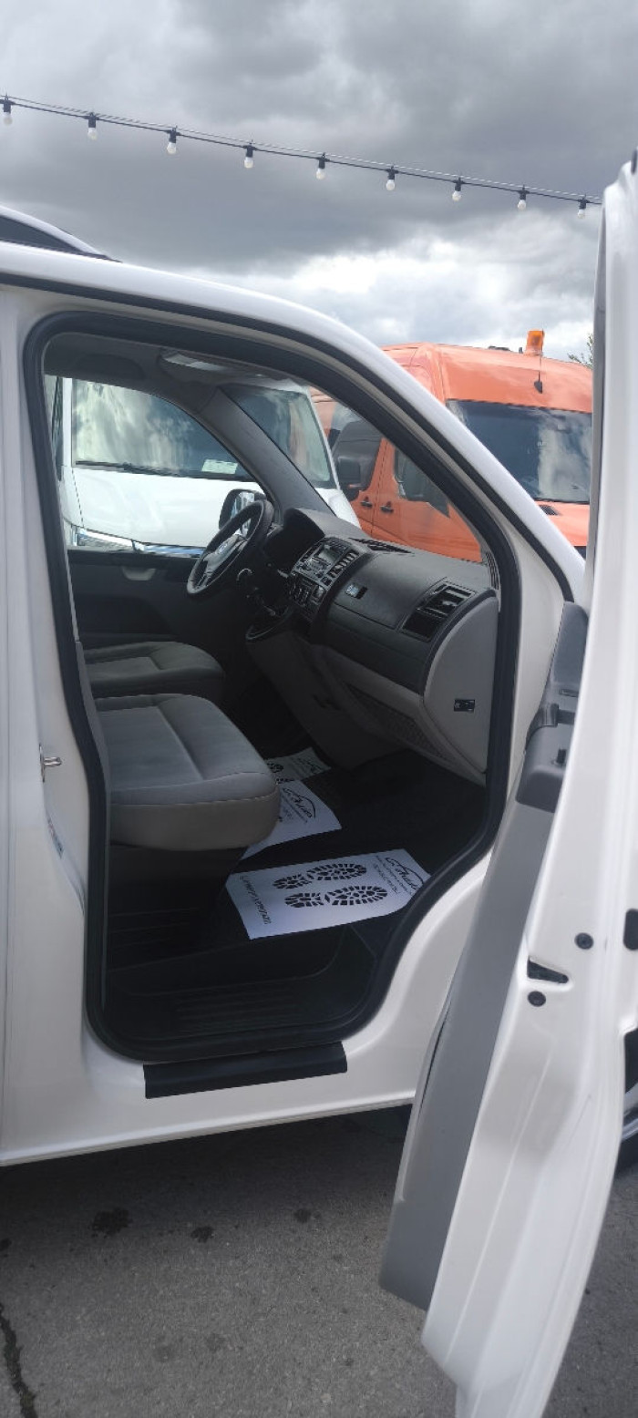 Volkswagen Transporter an. 2015 photo 8