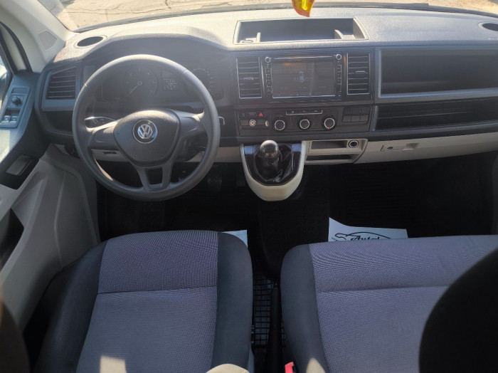 Volkswagen Transporter  an. 2017 photo 8