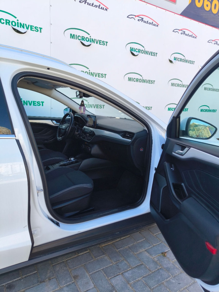 Ford Focus an. 2018 photo 6