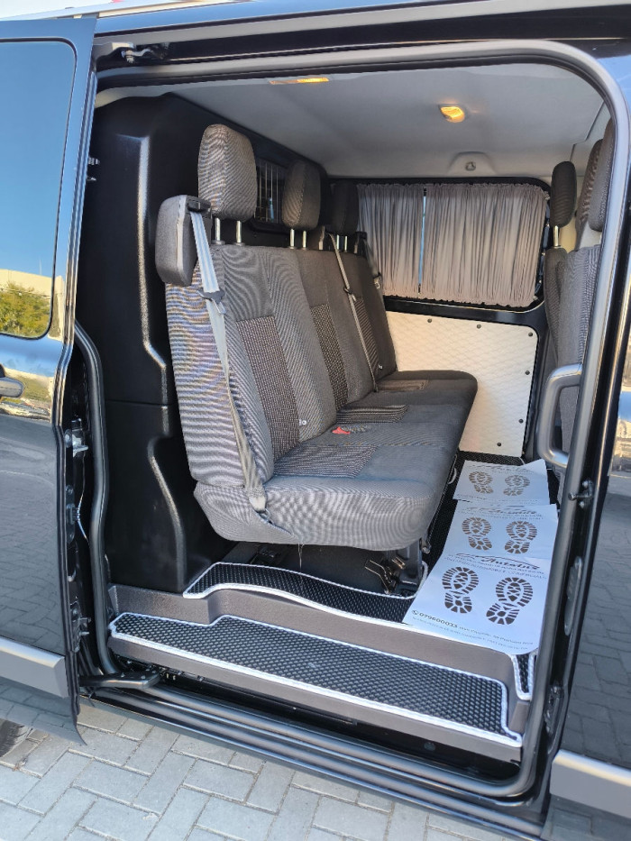 Ford Transit custum TVA an. 2015 photo 7