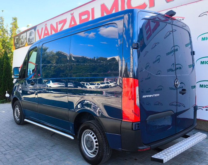 Mercedes Sprinter  an. 2019 photo 4