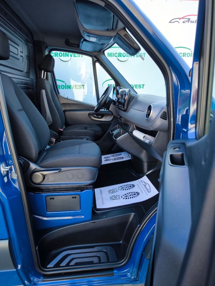 Mercedes Sprinter  an. 2019 photo 6