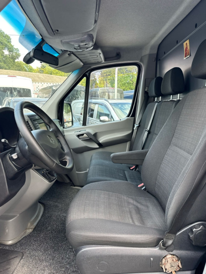 Mercedes Sprinter Automat  an. 2015 photo 10
