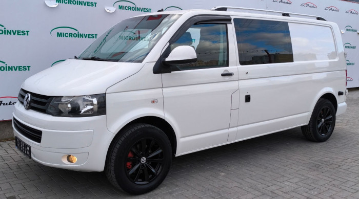 Volkswagen Transporter  an. 2012 photo