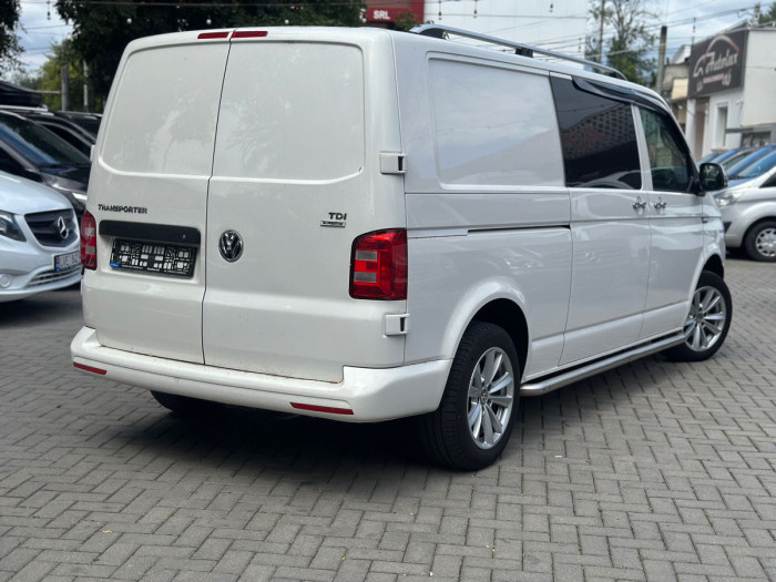 Volkswagen Transporter an. 2017 photo 2