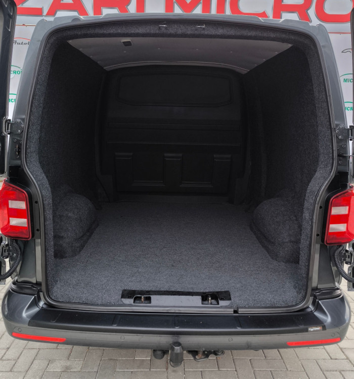 Volkswagen Transporter Cu TVA an. 2015 photo 9