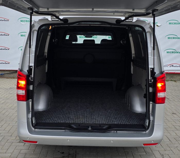 Mercedes Vito  an. 2018 photo 9