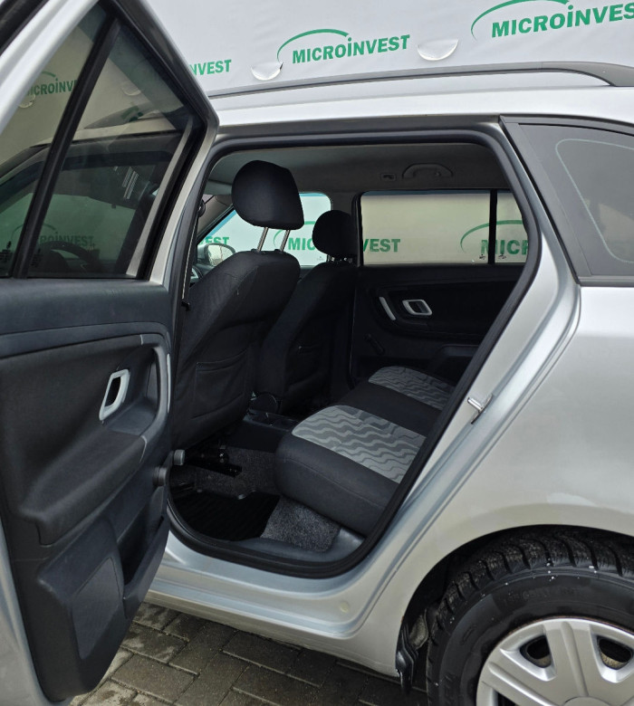 Skoda Fabia an. 2009 photo 5