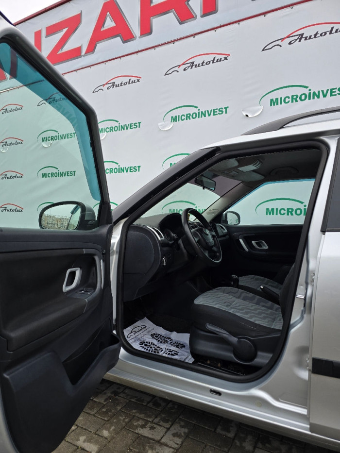 Skoda Fabia an. 2009 photo 6