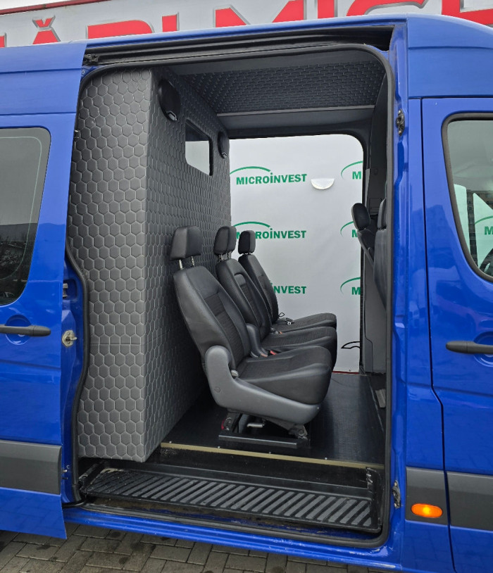 Volkswagen Crafter an. 2012 photo 8