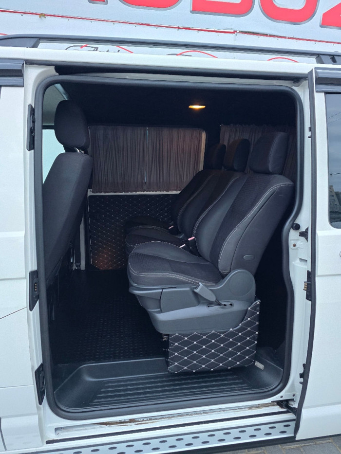 Volkswagen Transporter an. 2018 photo 8