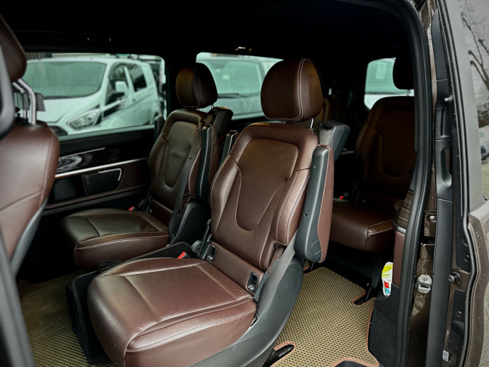 Mercedes V-Class an. 2017 photo 8