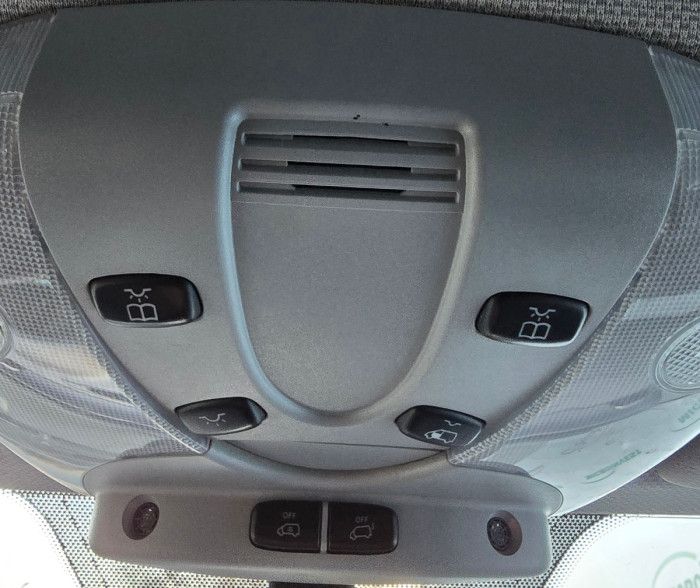 Mercedes Vito an. 2011 photo 10