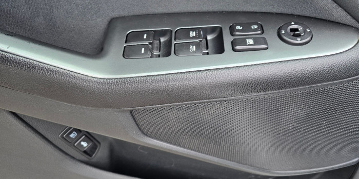 KIA Optima an. 2013 photo 7