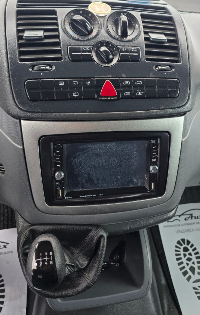 Mercedes Vito an. 2006 photo 11