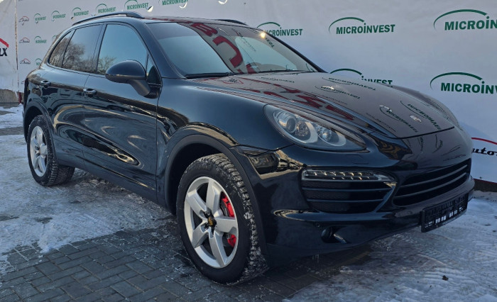 Porsche Cayenne an. 2012 photo