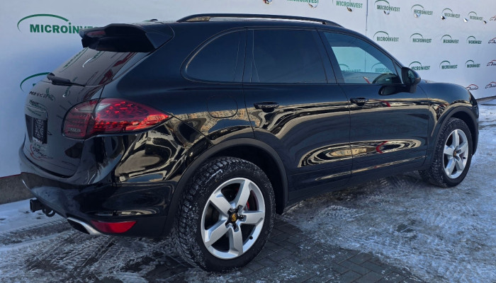 Porsche Cayenne an. 2012 photo 3