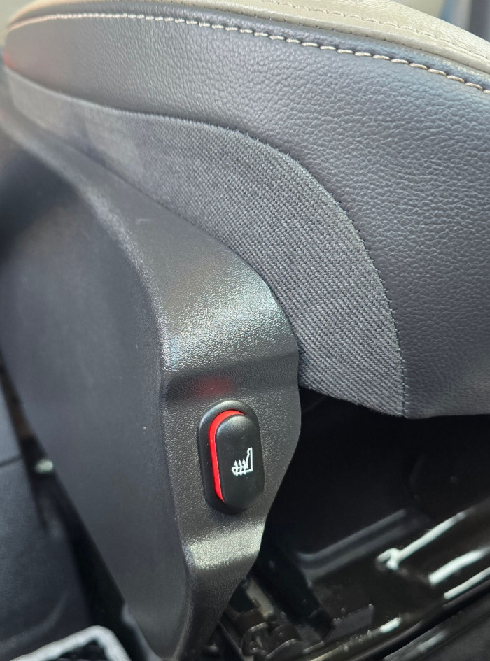 Ford Transit custum photo 11