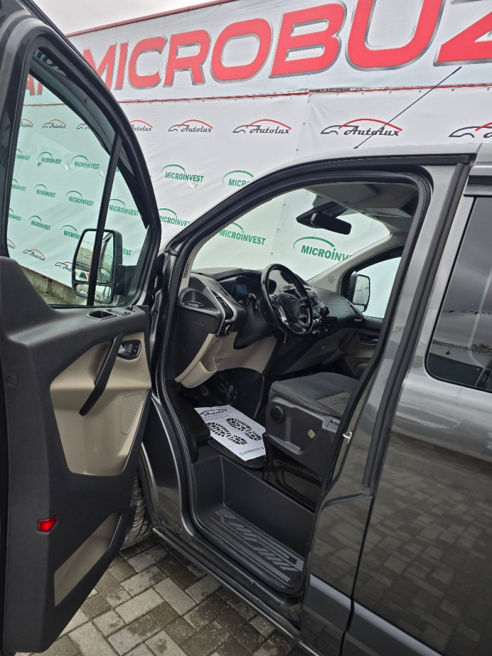 Ford Transit Custum photo 5