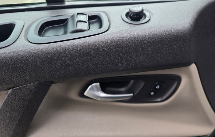 Ford Transit Custum photo 6