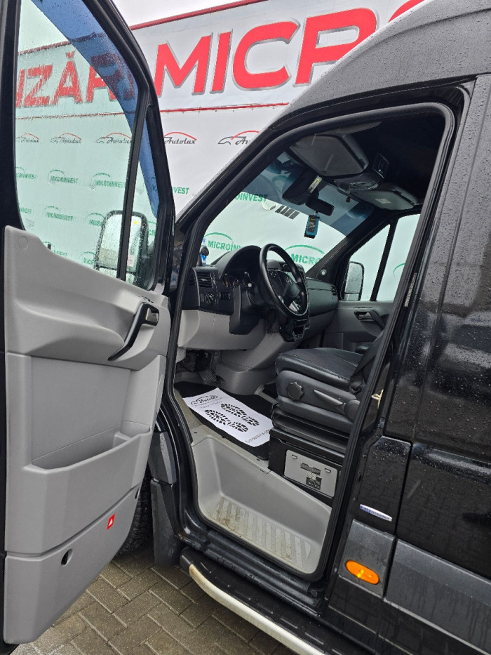 Mercedes Sprinter photo 5