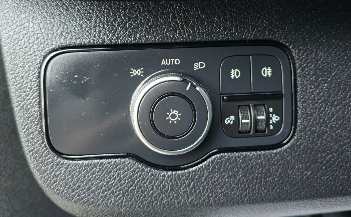 Mercedes Sprinter photo 7