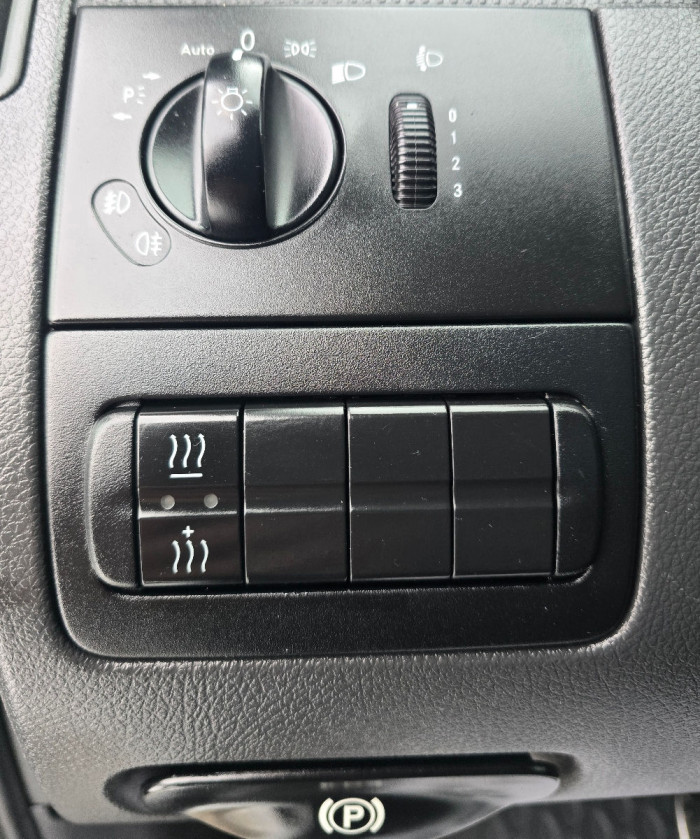 Mercedes Vito photo 5