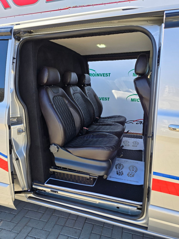 Ford Transit Custum TVA photo 11