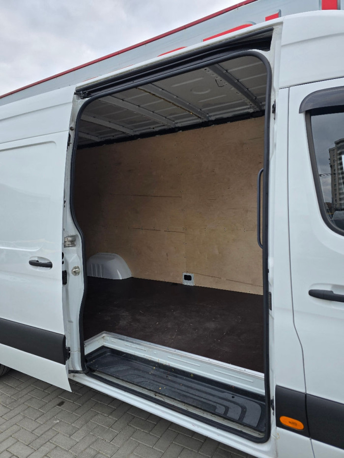 Mercedes Sprinter - Autolux.md Mercedes Sprinter photo 9