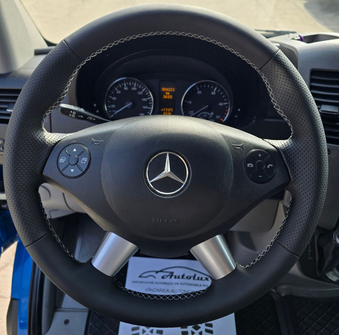 Mercedes Sprinter photo 8