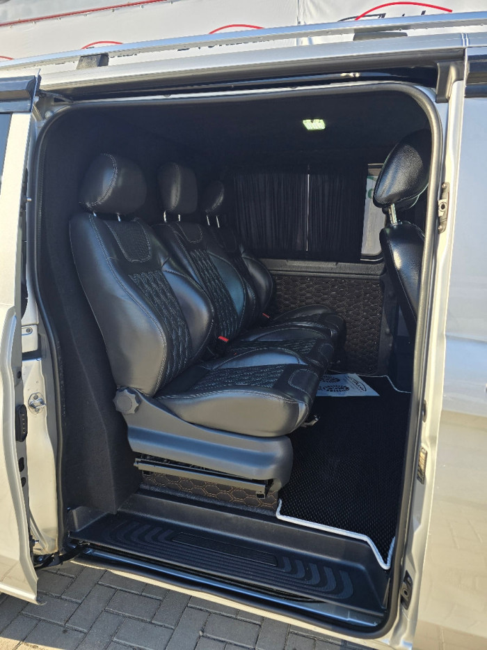 Mercedes Vito photo 9